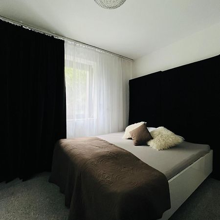 Koliba Apartments Bratislava Luaran gambar