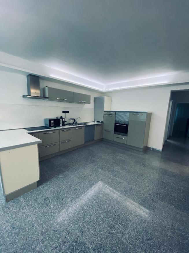 Koliba Apartments Bratislava Luaran gambar